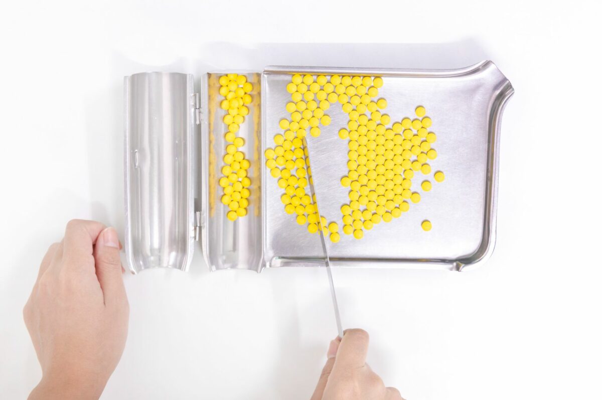 Antibiotiques à l'unité : ce que le PLFSS 2027 changerait au comptoir